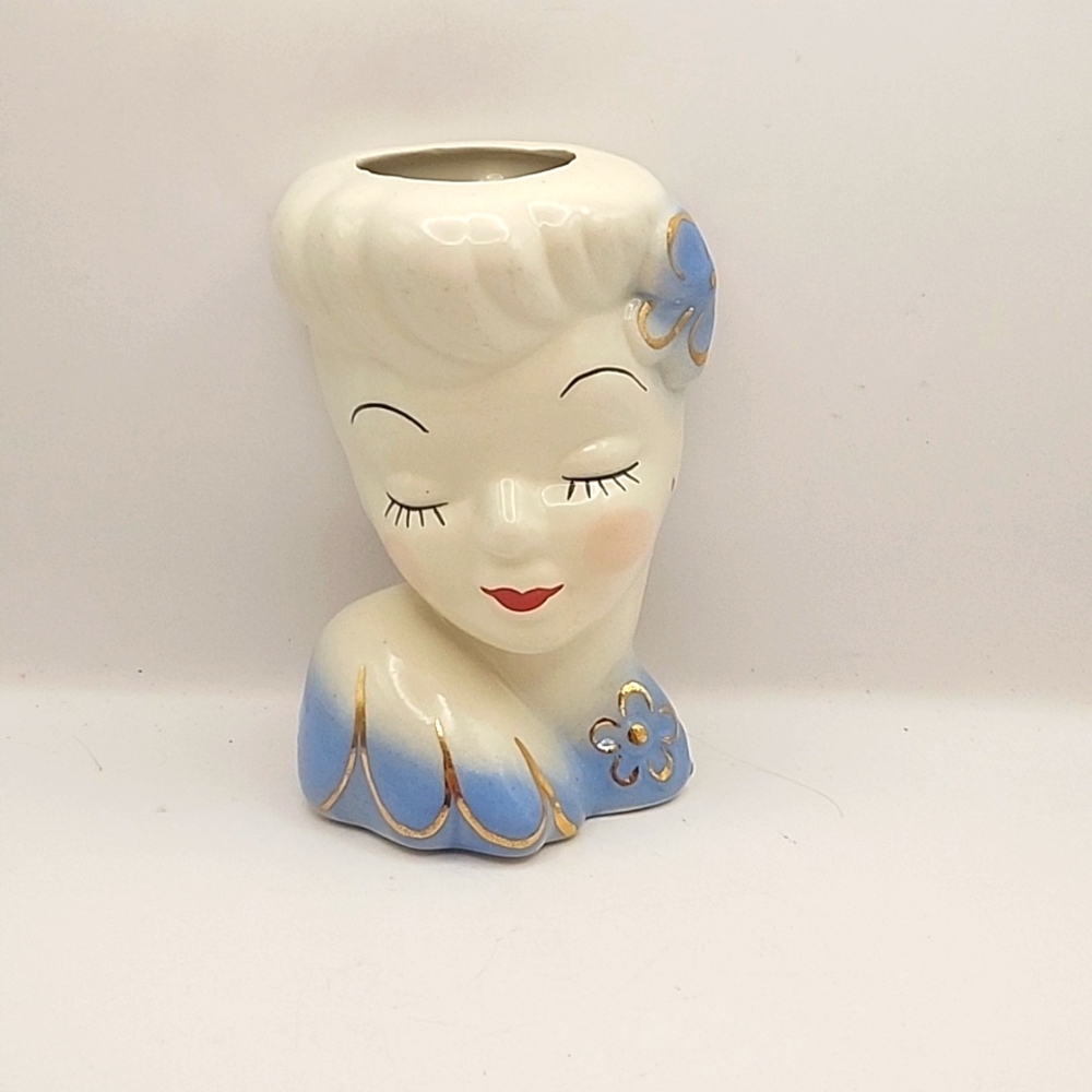 Vintage Glamour Girl Lady Head Vase Wall Pocket 6" X 3.75" X 2.5" Blue
